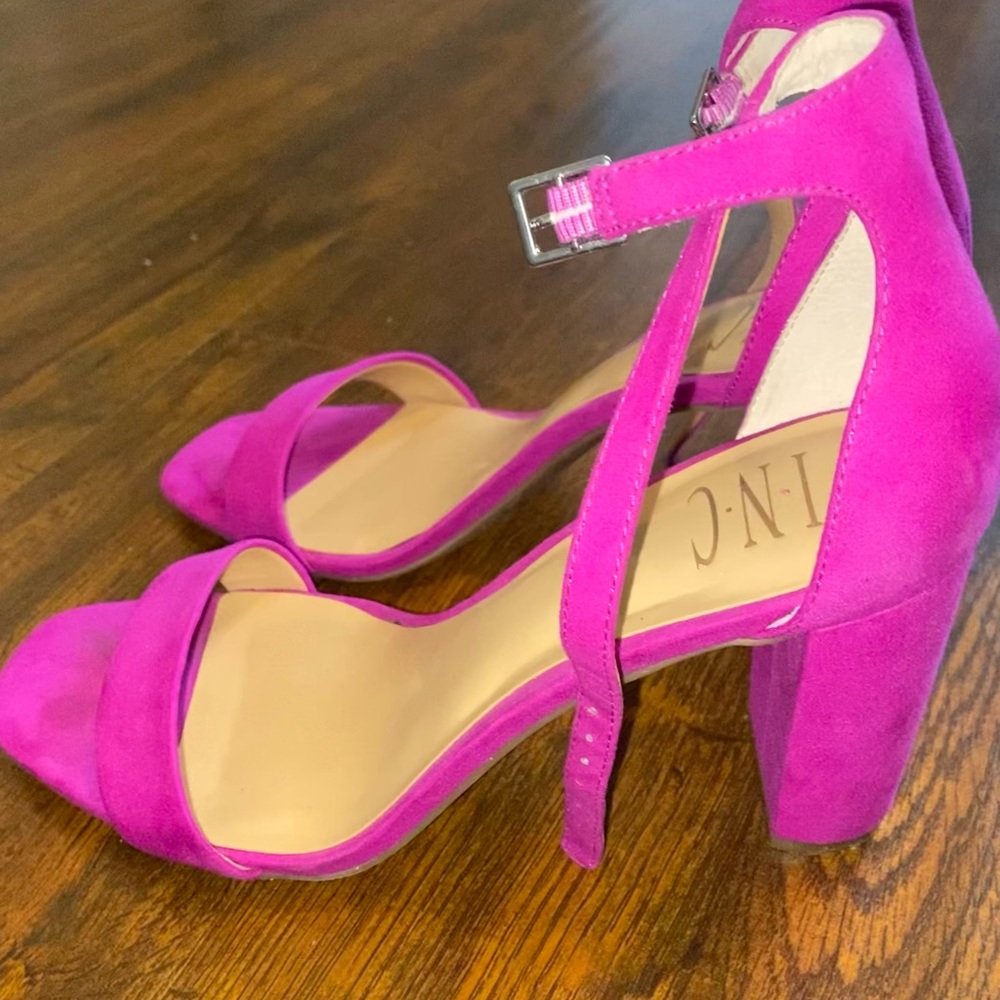 I.N.C hot pink/ magenta heels